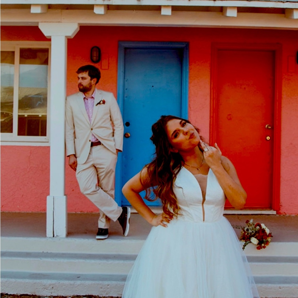 Medium white wedding dress